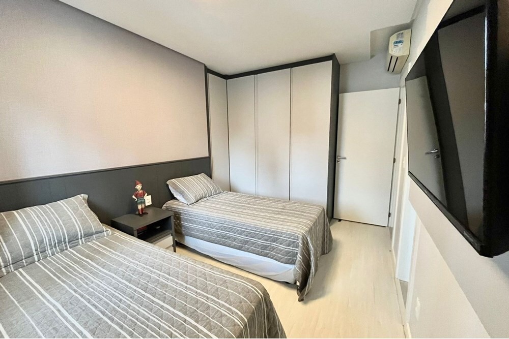 Apartamento à venda com 3 quartos, 122m² - Foto 19