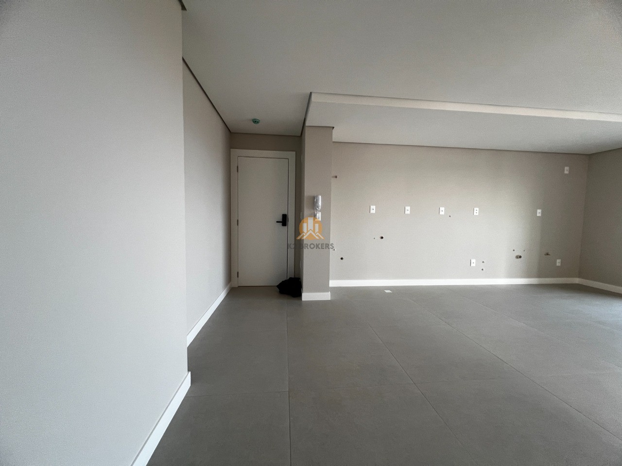 Apartamento à venda com 3 quartos, 93m² - Foto 9