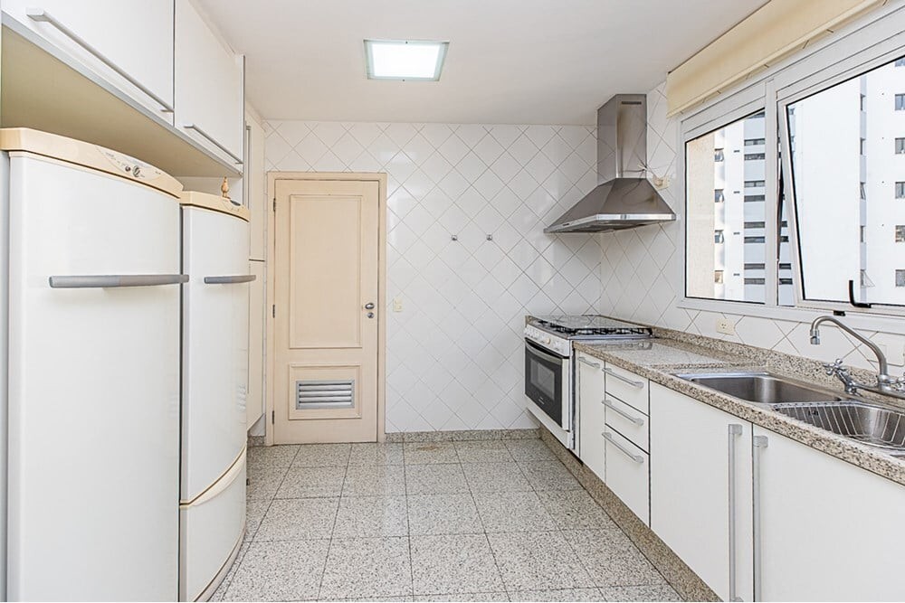 Apartamento à venda com 5 quartos, 340m² - Foto 33