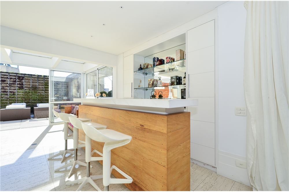 Imóvel Premium no Panamby: Cobertura Duplex com 3 suítes e 495m² em São Paulo-SP