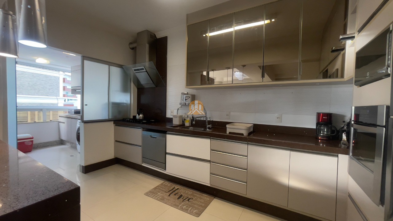 Apartamento à venda com 3 quartos, 310m² - Foto 10