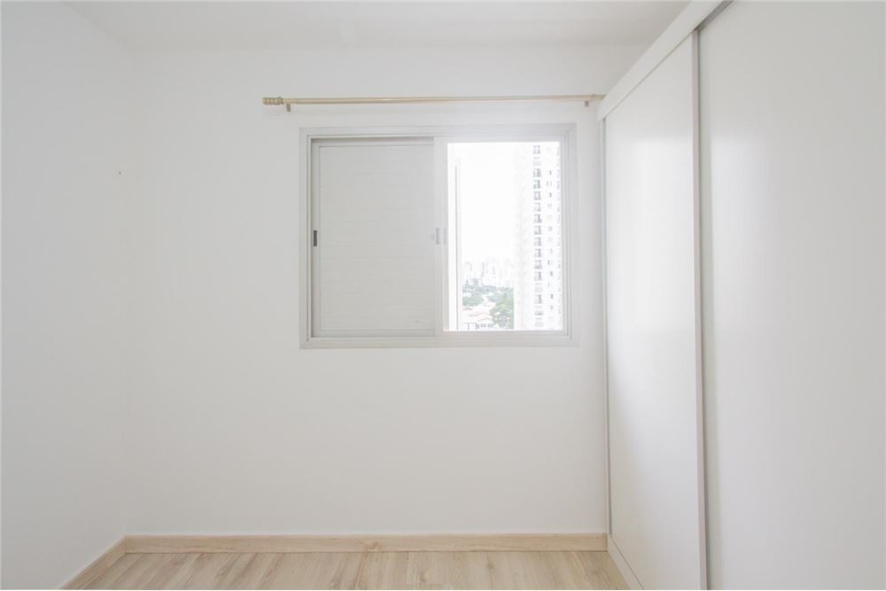 Apartamento à venda com 2 quartos, 69m² - Foto 10