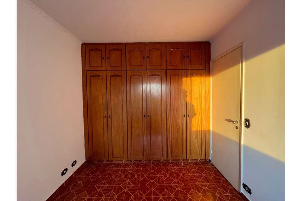 Apartamento à venda com 3 quartos, 79m² - Foto 2