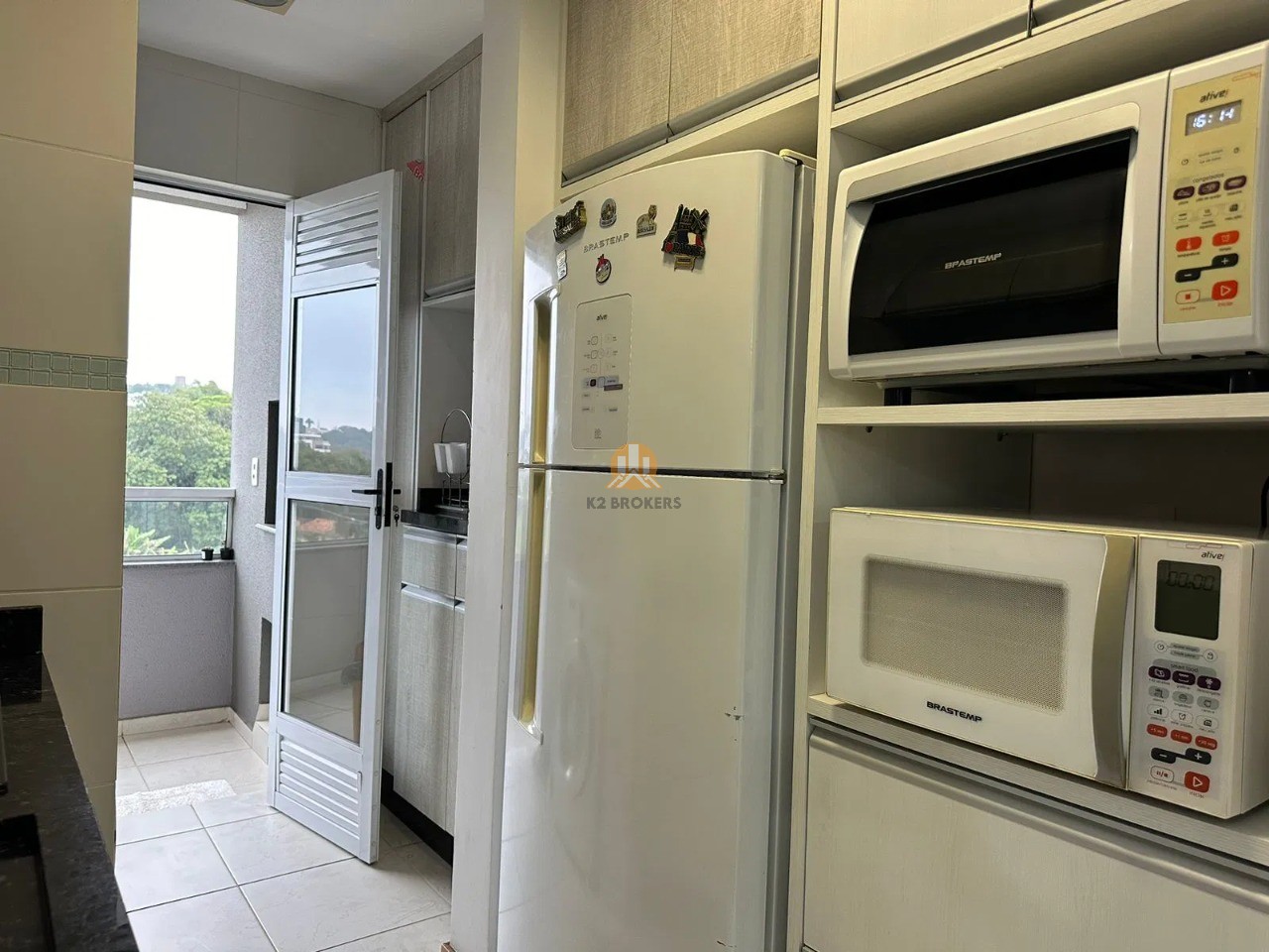 Apartamento à venda com 3 quartos, 92m² - Foto 8