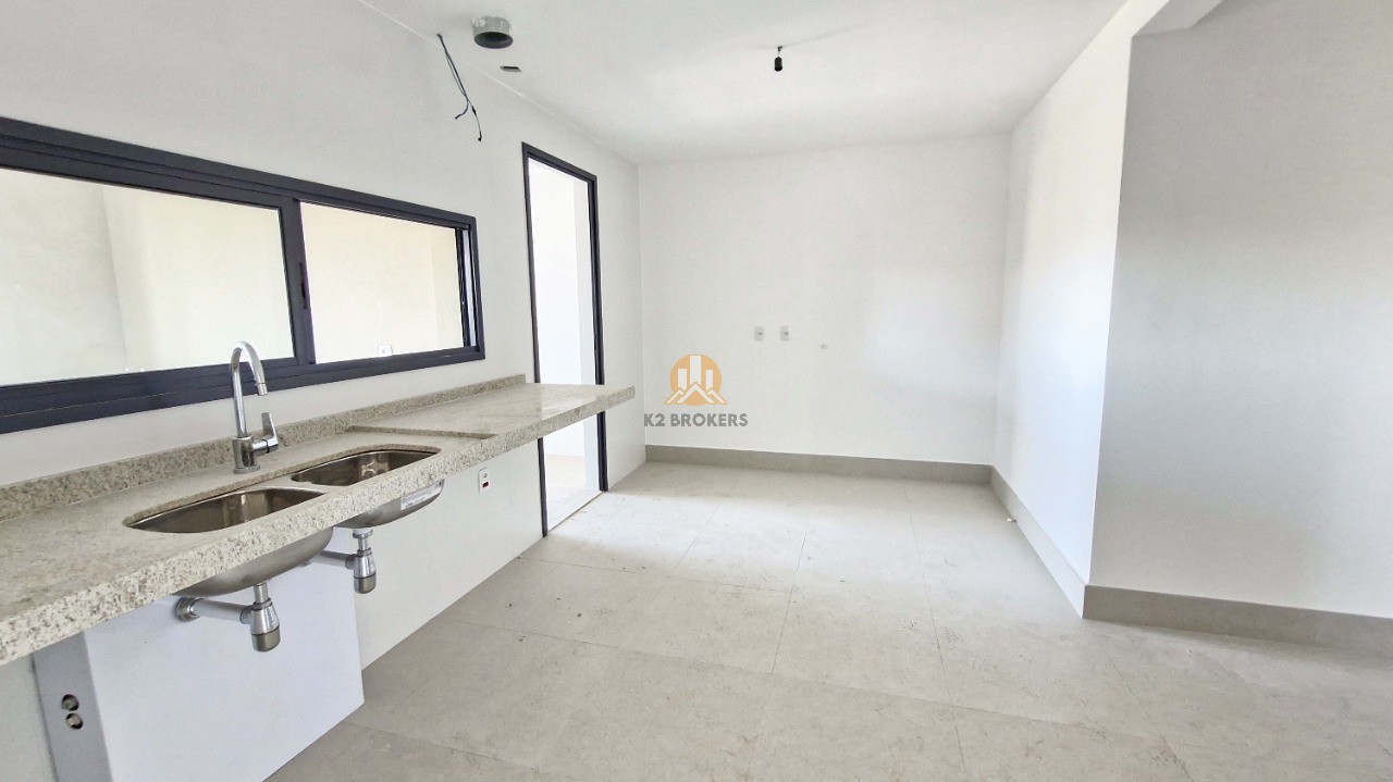 Apartamento à venda com 4 quartos, 157m² - Foto 25