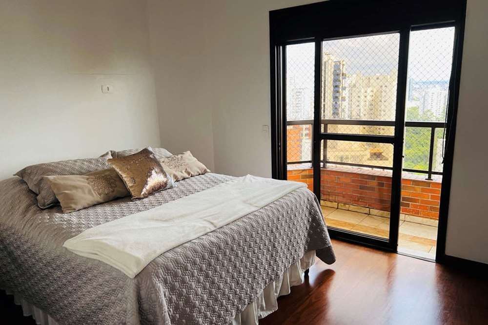 Apartamento à venda com 3 quartos, 176m² - Foto 12