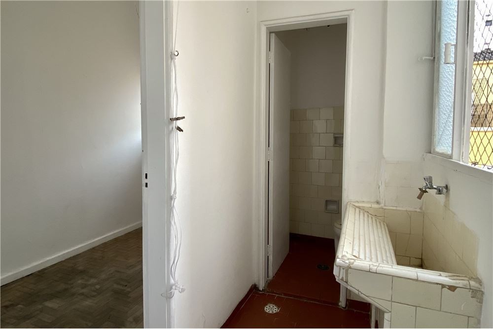 Apartamento à venda com 2 quartos, 105m² - Foto 11