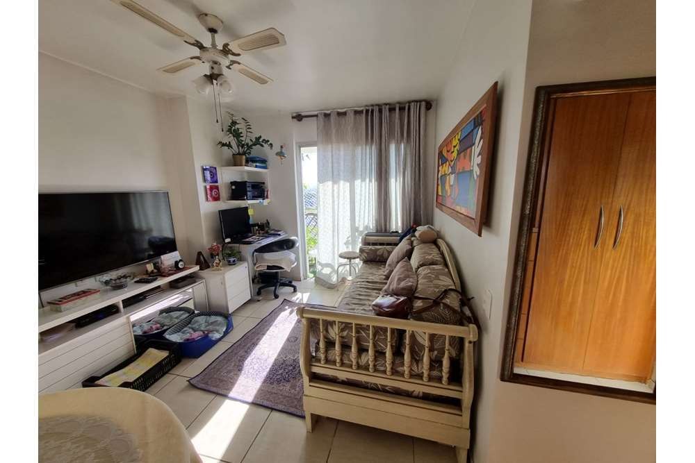 Apartamento à venda com 1 quarto, 50m² - Foto 3