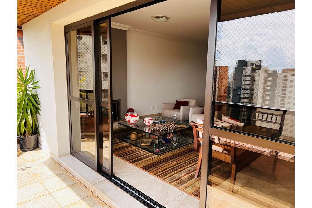 Apartamento à venda com 3 quartos, 176m² - Foto 3