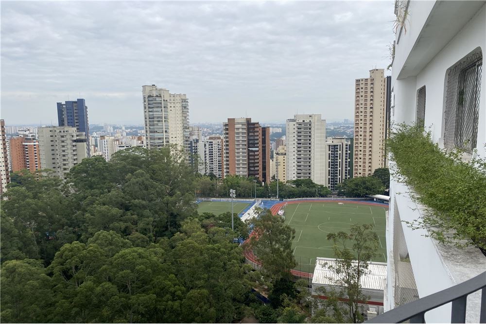 Apartamento à venda com 4 quartos, 200m² - Foto 31