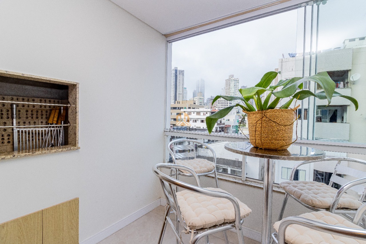 Apartamento à venda com 2 quartos, 71m² - Foto 7