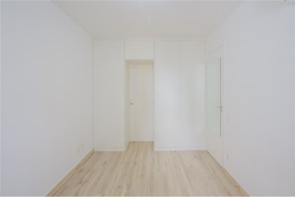 Apartamento à venda com 2 quartos, 69m² - Foto 5