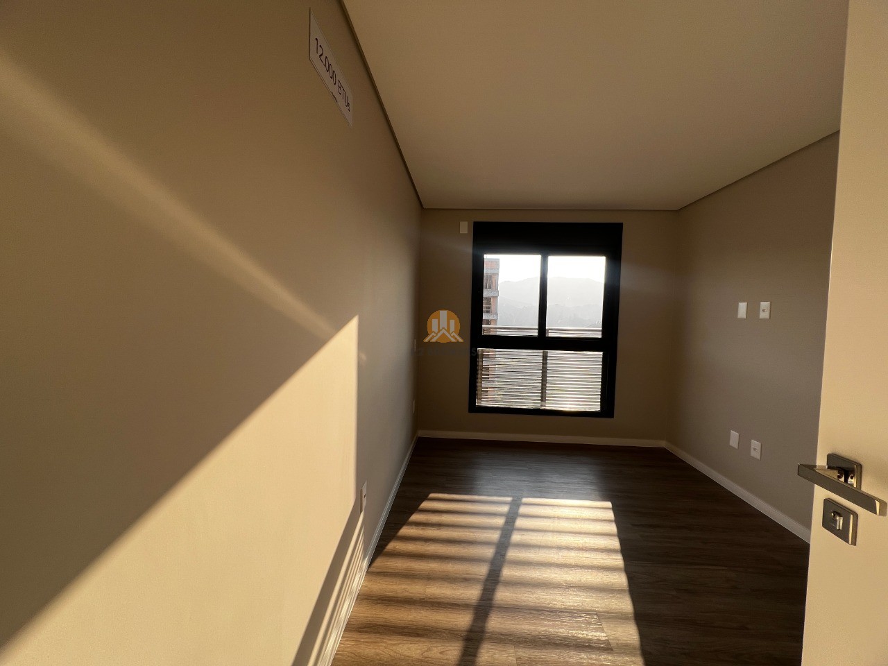 Apartamento à venda com 3 quartos, 93m² - Foto 14