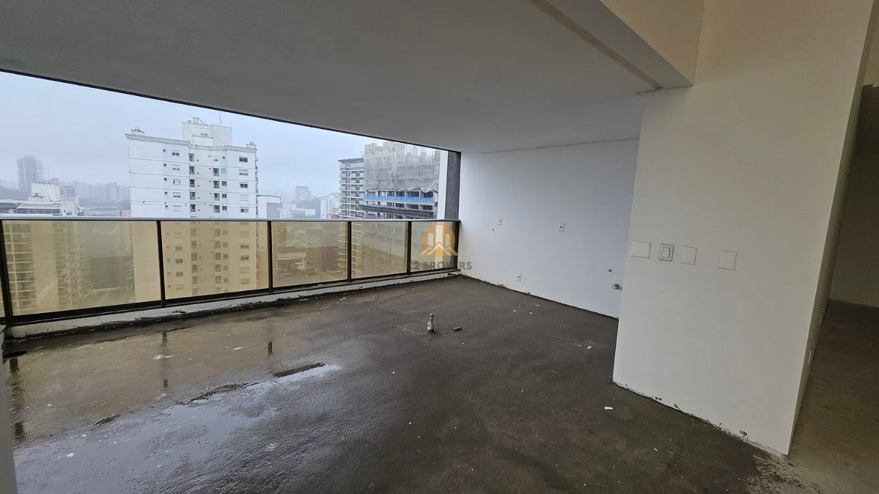 Apartamento à venda com 4 quartos, 278m² - Foto 3