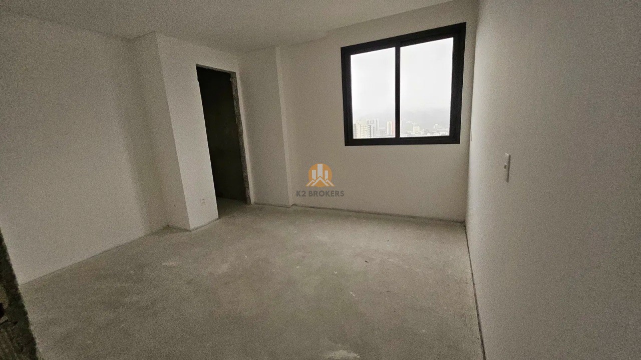 Apartamento à venda com 4 quartos, 278m² - Foto 7