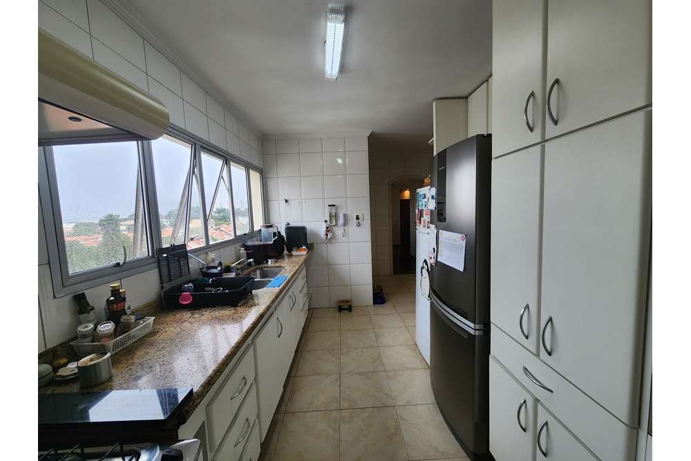 Apartamento à venda com 4 quartos, 208m² - Foto 12