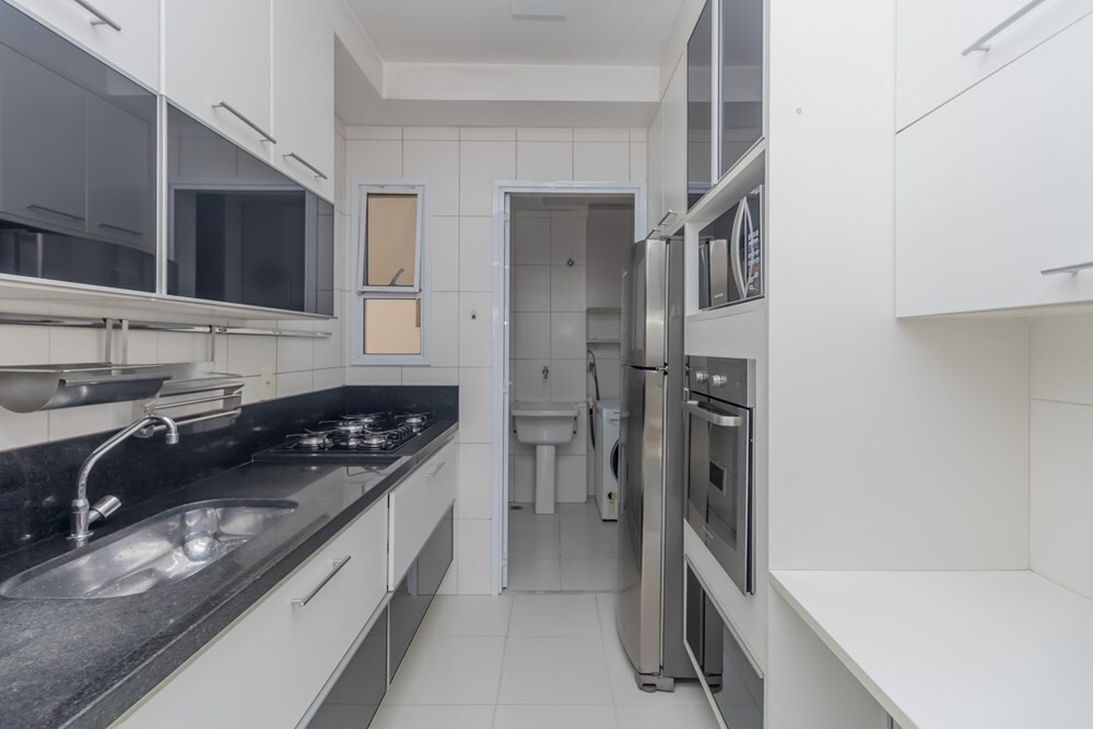 Apartamento à venda com 2 quartos, 80m² - Foto 11