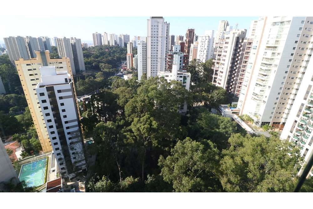 Apartamento à venda com 4 quartos, 226m² - Foto 29