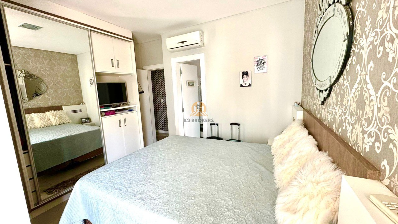 Apartamento à venda com 3 quartos, 213m² - Foto 7