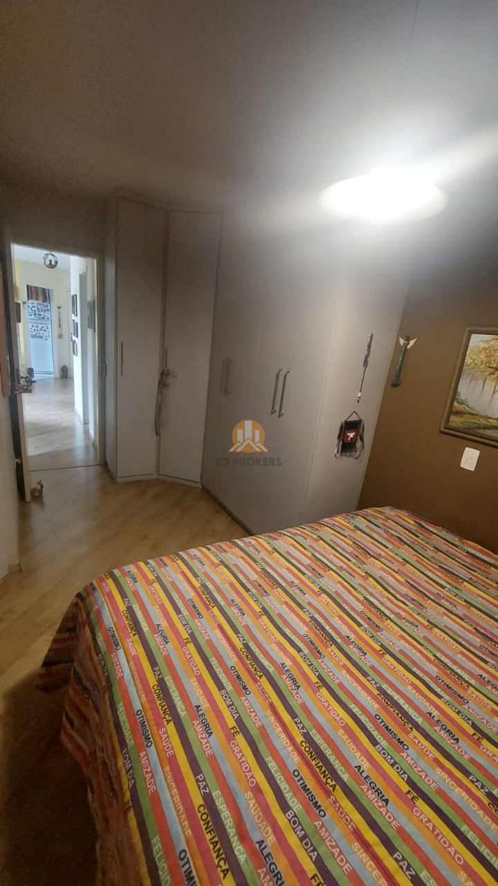 Apartamento à venda com 2 quartos, 70m² - Foto 11