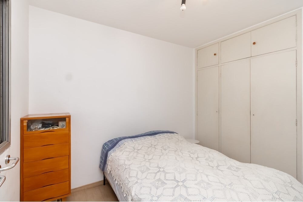 Apartamento à venda com 2 quartos, 65m² - Foto 2