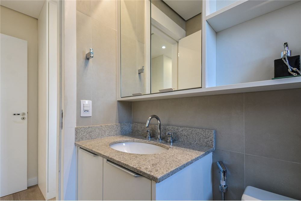 Apartamento à venda com 2 quartos, 81m² - Foto 30