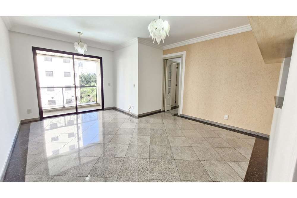 Apartamento à venda com 3 quartos, 75m² - Foto 1