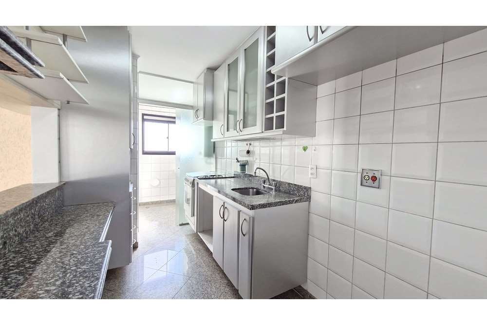 Apartamento à venda com 3 quartos, 75m² - Foto 12