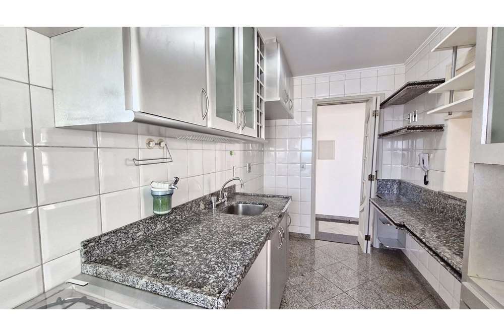 Apartamento à venda com 3 quartos, 75m² - Foto 13