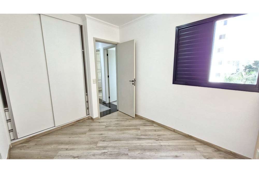 Apartamento à venda com 3 quartos, 75m² - Foto 27