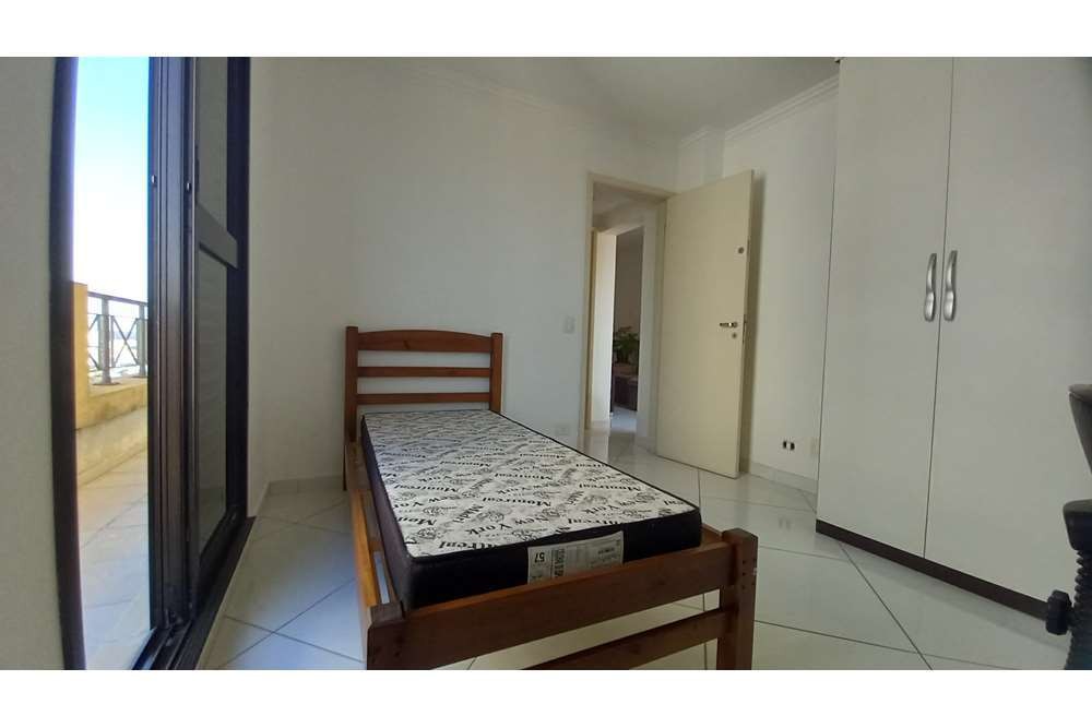 Apartamento à venda com 2 quartos, 78m² - Foto 3