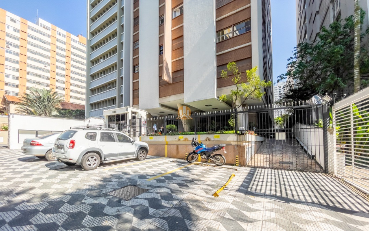 Apartamento à venda com 3 quartos, 144m² - Foto 33