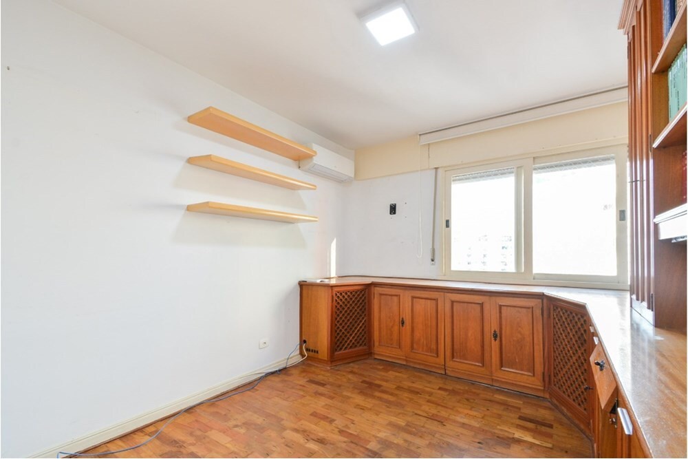 Apartamento à venda com 3 quartos, 143m² - Foto 20