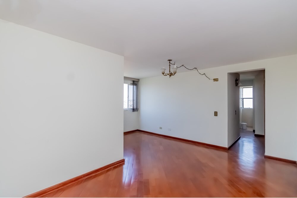 Apartamento à venda com 2 quartos, 68m² - Foto 2