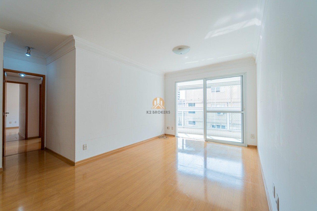 Apartamento à venda com 3 quartos, 113m² - Foto 2