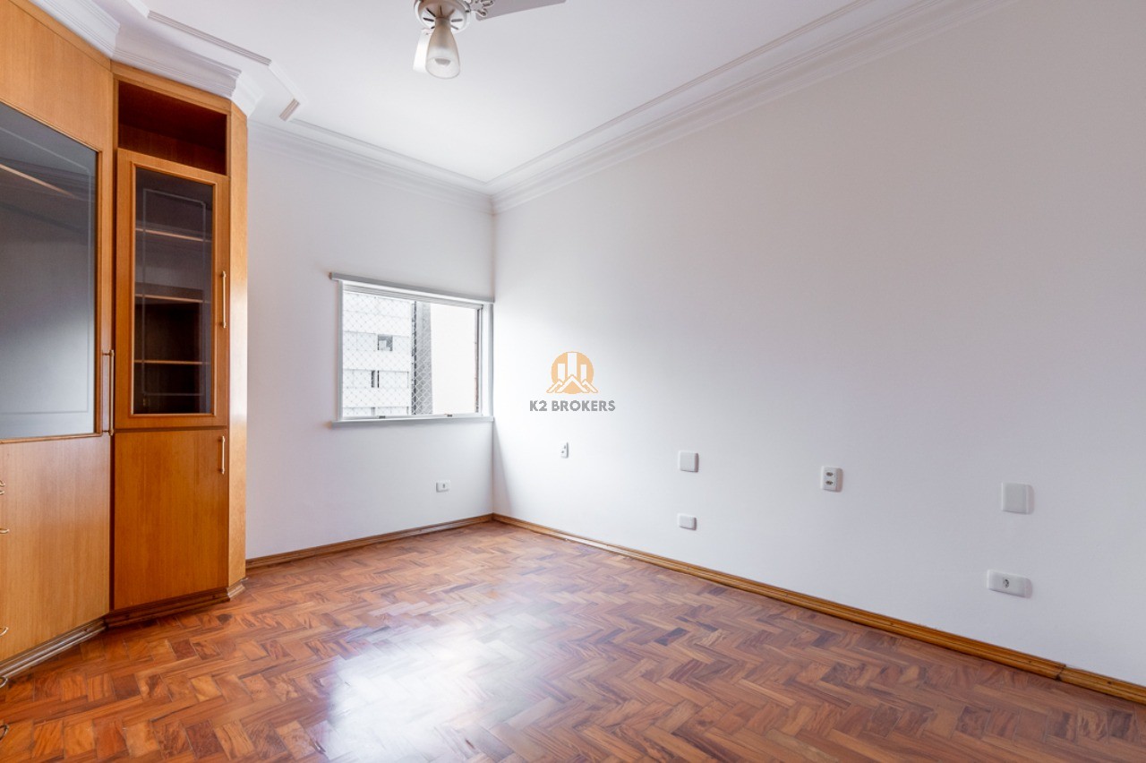 Apartamento à venda com 3 quartos, 144m² - Foto 9