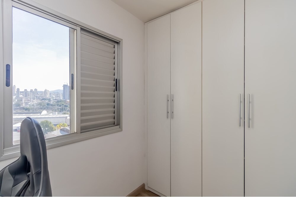 Apartamento à venda com 2 quartos, 64m² - Foto 31