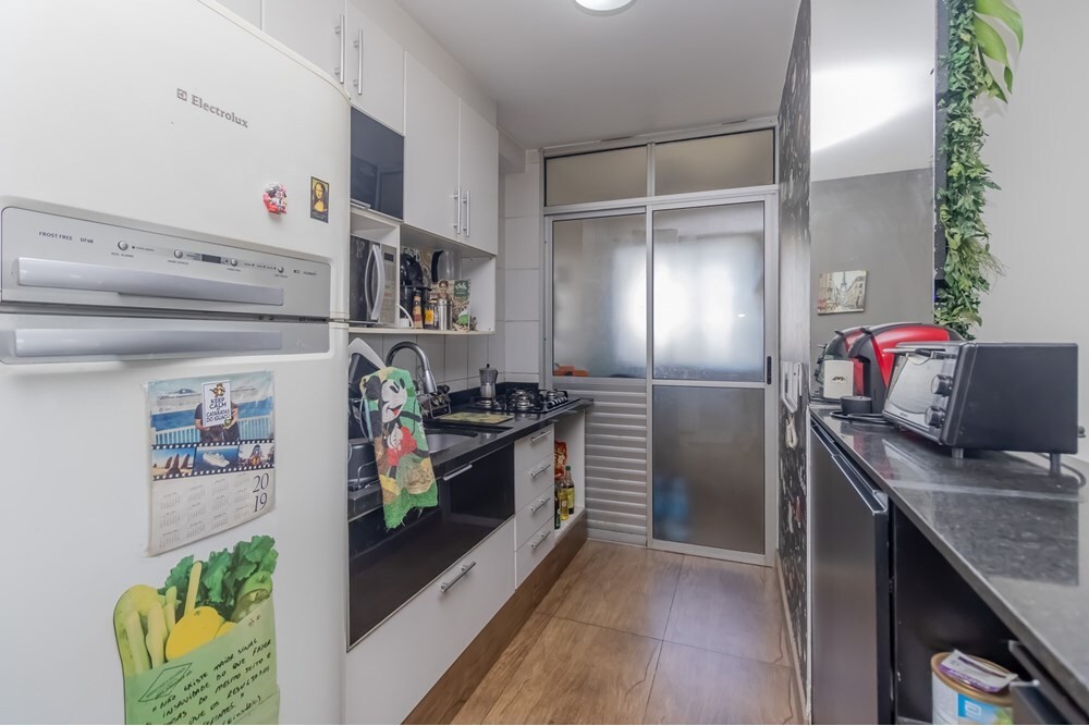 Apartamento à venda com 2 quartos, 64m² - Foto 32