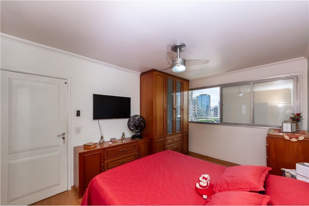 Apartamento à venda com 2 quartos, 91m² - Foto 25