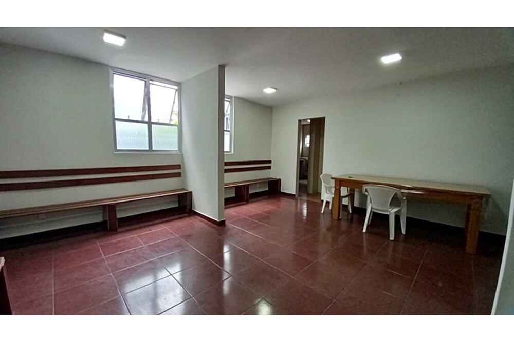 Apartamento à venda com 2 quartos, 55m² - Foto 17