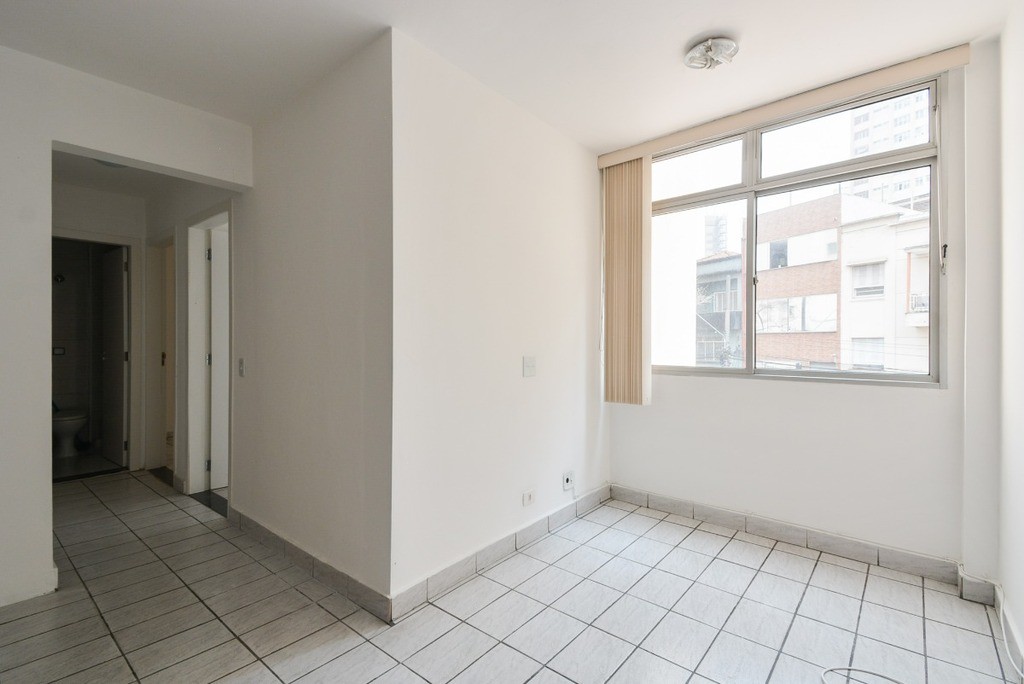 Apartamento à venda com 2 quartos, 75m² - Foto 23