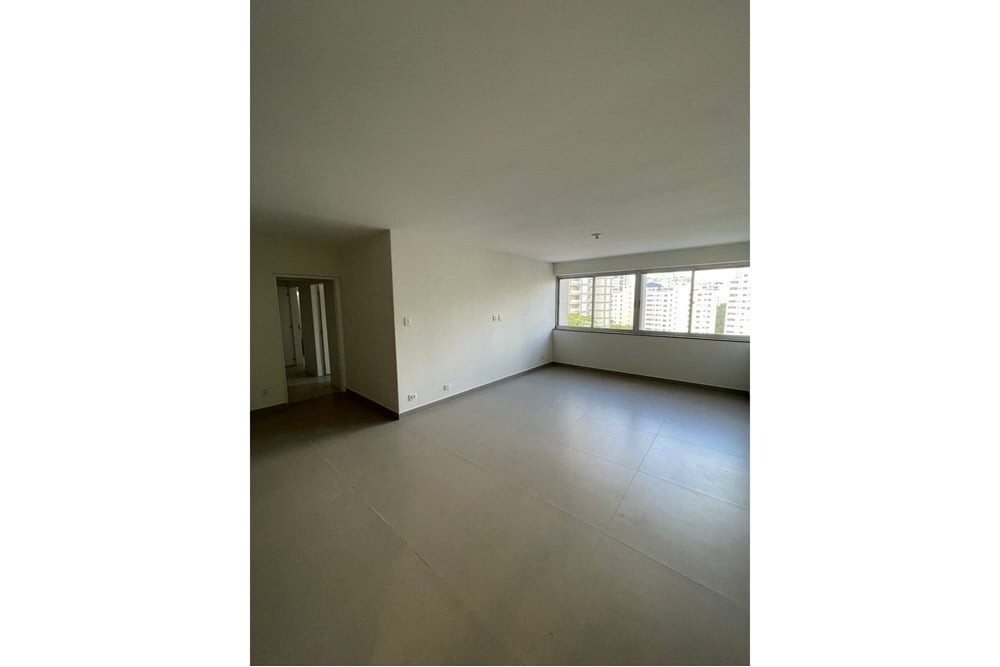 Apartamento à venda com 3 quartos, 137m² - Foto 3