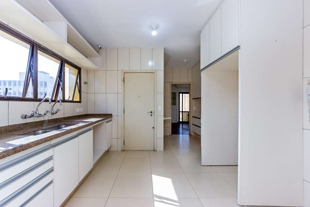 Apartamento à venda com 4 quartos, 270m² - Foto 21