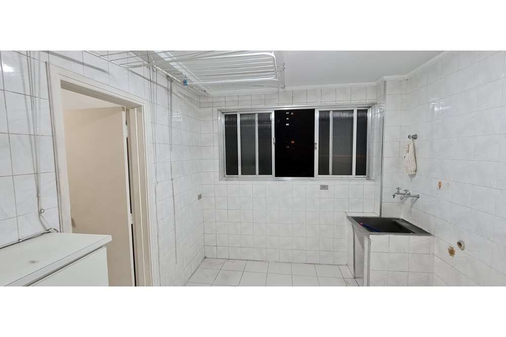 Apartamento à venda com 3 quartos, 157m² - Foto 9