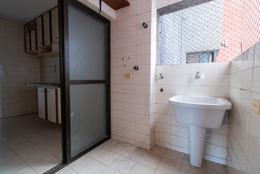 Apartamento à venda com 3 quartos, 82m² - Foto 11