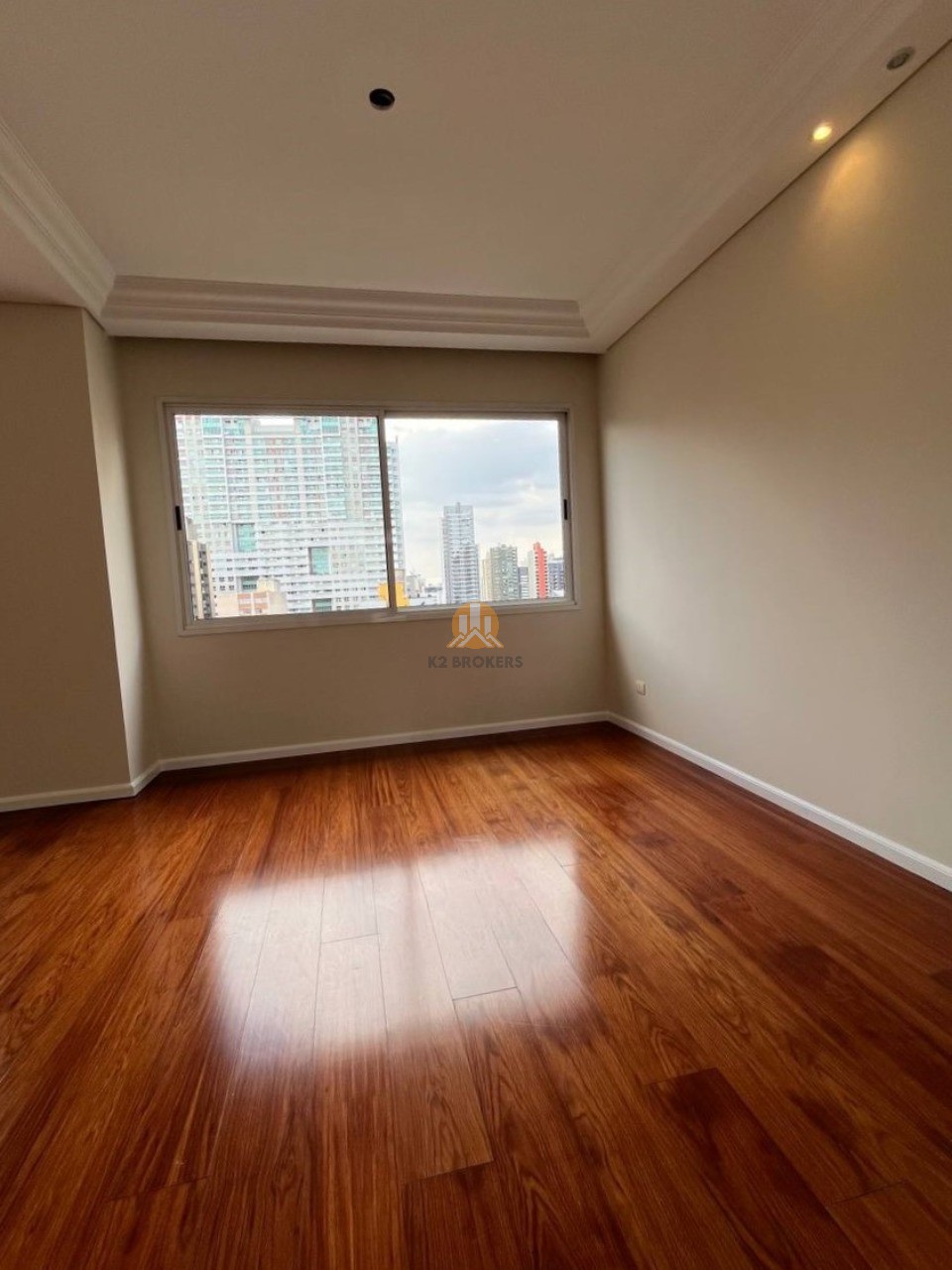 Apartamento à venda com 4 quartos, 227m² - Foto 8