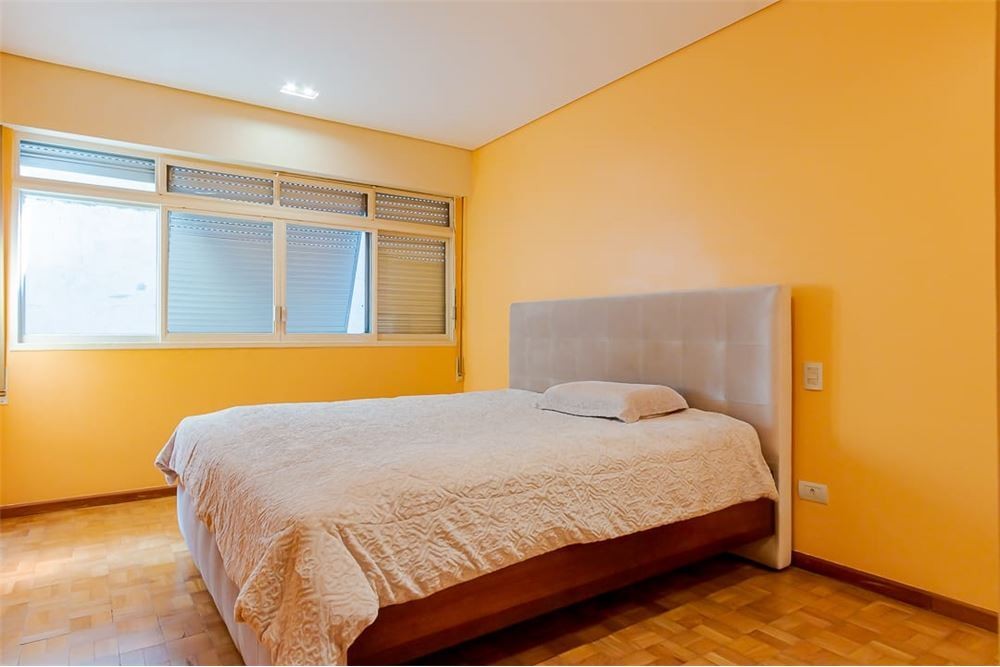 Apartamento à venda com 3 quartos, 165m² - Foto 10