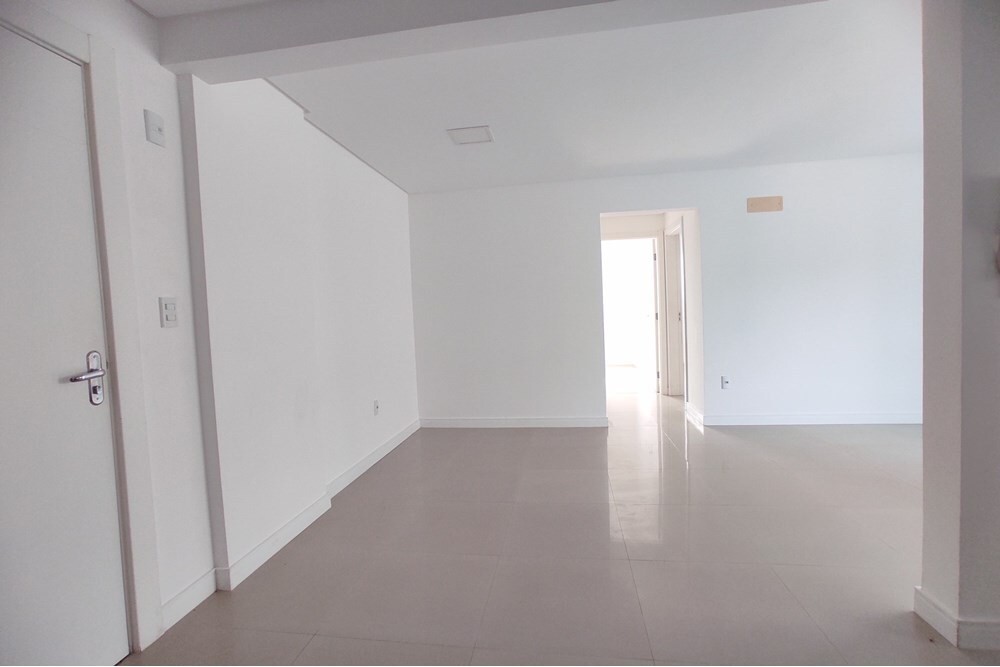 Apartamento à venda com 2 quartos, 65m² - Foto 7