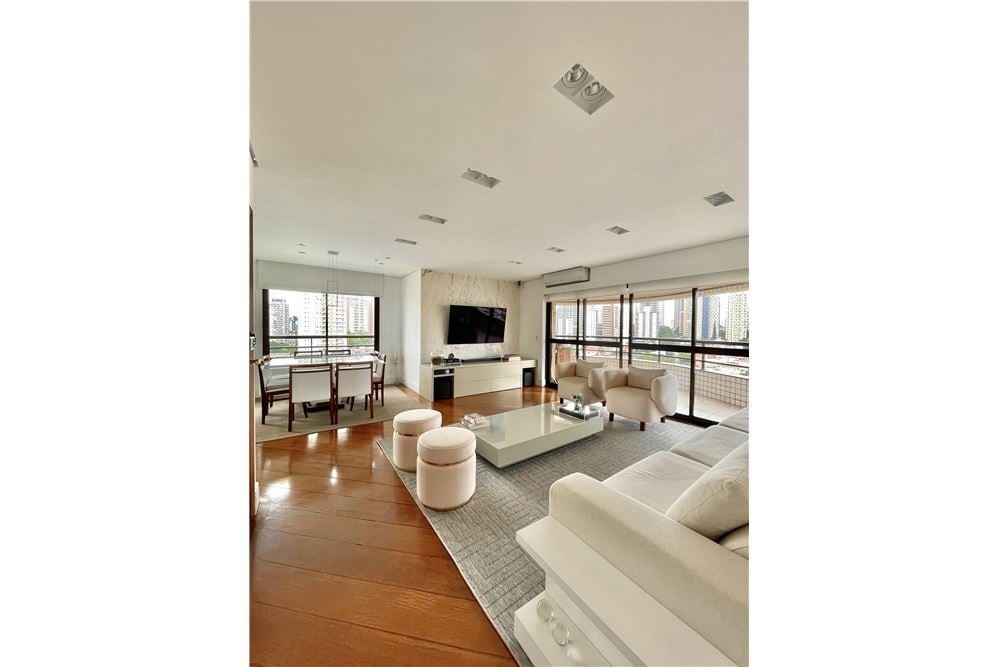 Imperdível: Apartamento de luxo com 4 quartos e 2 suítes na Vila Mariana, São Paulo-SP!