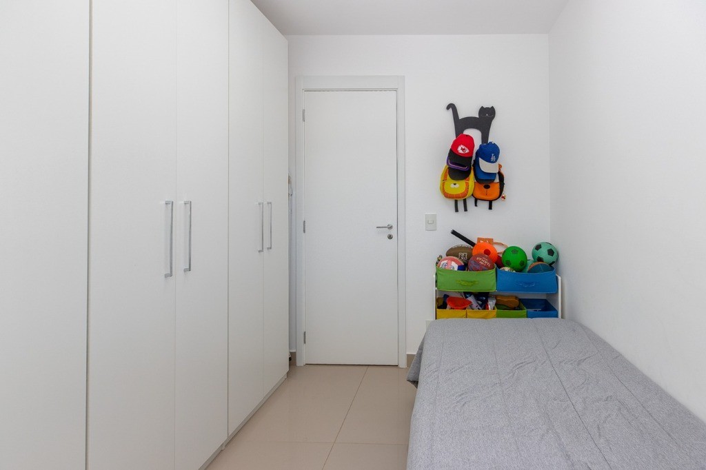 Apartamento à venda com 3 quartos, 92m² - Foto 4